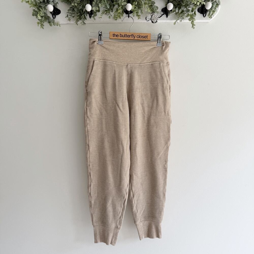 Athleta Coaster Luxe Waffle High Rise Jogger Tan Small 11-6047